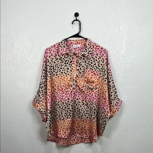 Emily Wonder Women’s Leopard Print Button Up Blouse Multi Color Sz M/L Boxy Chic